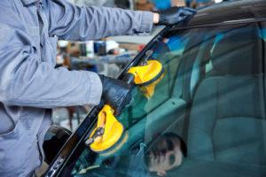Open 7 Days Auto Glass Repair in Summerlin