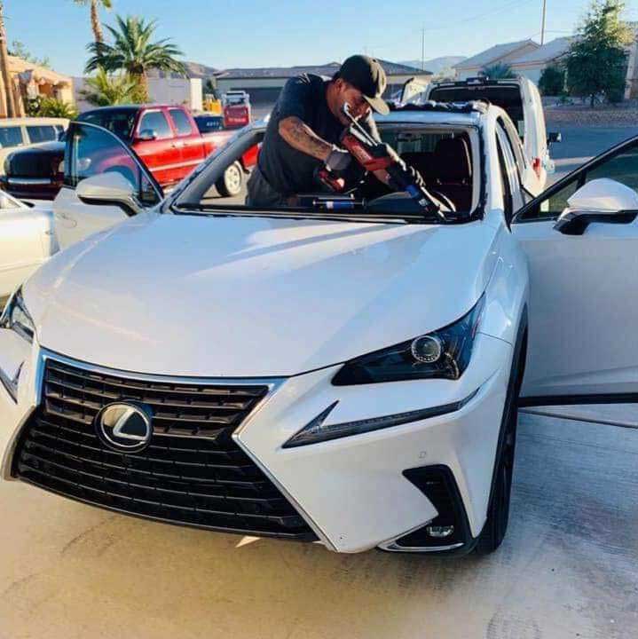 Affordable Auto Glass Repairs in Las Vegas: Why Choose Local Experts?