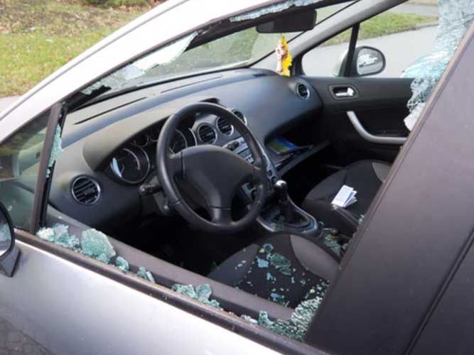 The Dangers of Driving with a Cracked Windshield in Nevada