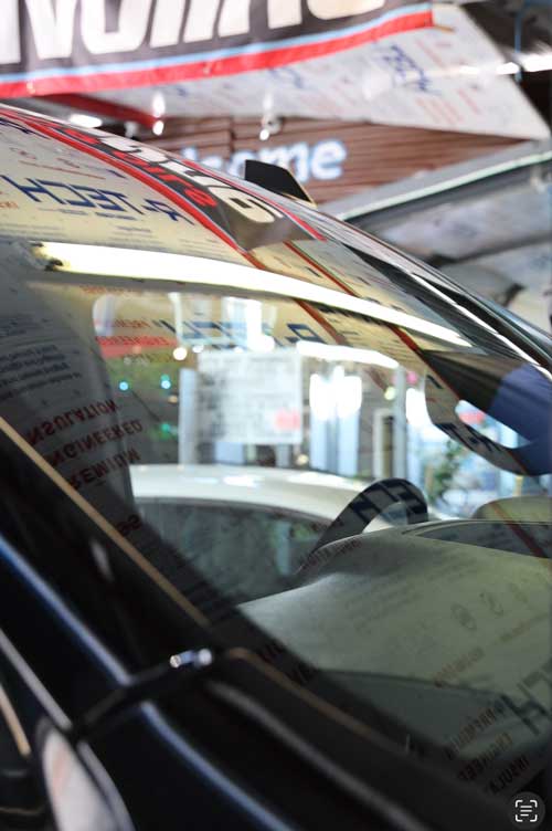 Auto Glass Repairs vs. Replacements: What’s Best for Your Car?