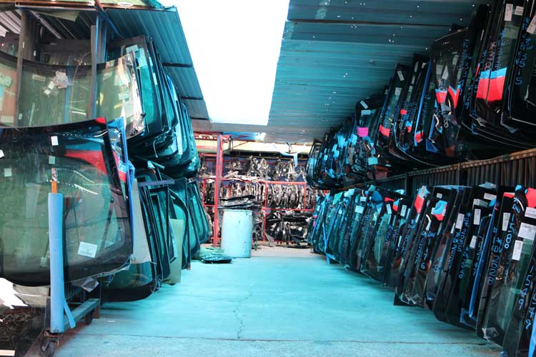 caautoglassgallery16 CA Auto Glass